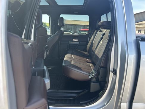 Used 2015 Ford F150 Platinum w/ Max Trailer Tow Package AWD/4WD image 8