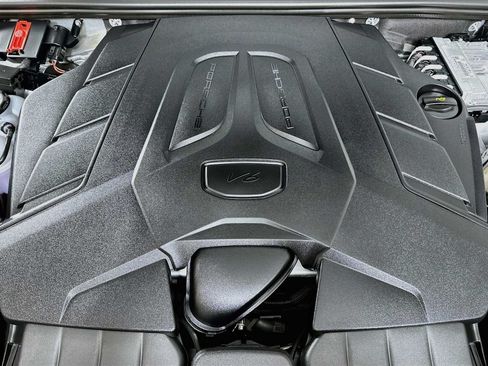 Certified 2026 Porsche Cayenne Coupe AWD/4WD image 31