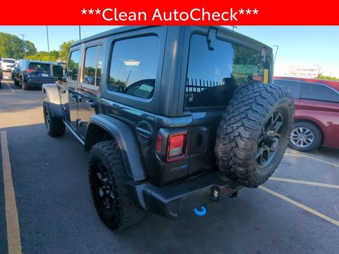 Used 2024 Jeep Wrangler Unlimited AWD/4WD image 4