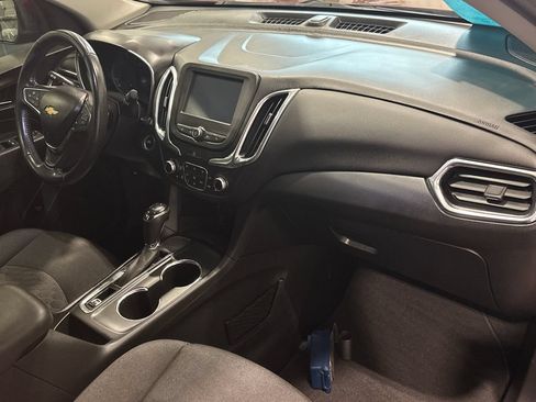 Used 2018 Chevrolet Equinox LT FWD image 34