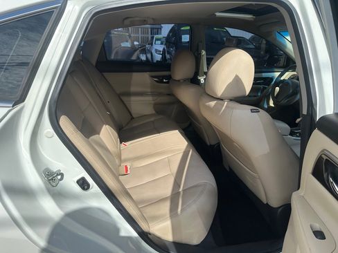 Used 2015 Nissan Altima 2.5 SL w/ Technology Package FWD image 12