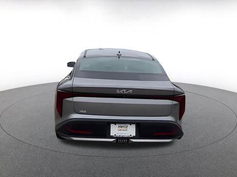Used 2025 Kia K4 LXS image 12