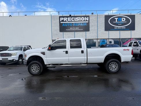 Used 2008 Ford F350 XLT image 2