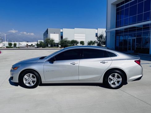 Used 2022 Chevrolet Malibu LS image 8