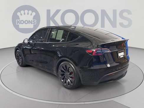 Used 2023 Tesla Model Y Performance AWD/4WD image 4