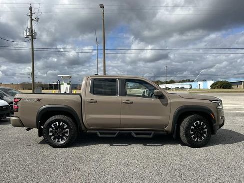 Used 2022 Nissan Frontier Pro-X image 5