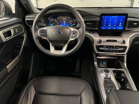 Certified 2023 Ford Explorer XLT w/ Equipment Group 202A image 8