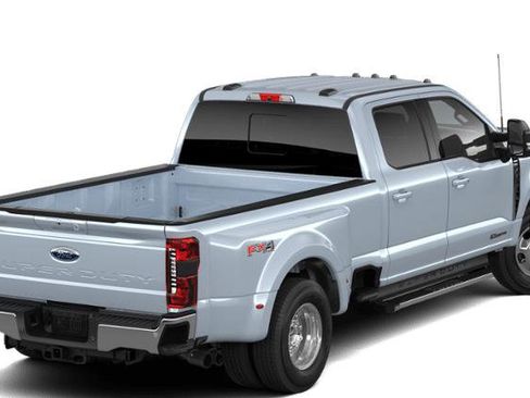 New 2026 Ford F350 Lariat AWD/4WD image 3