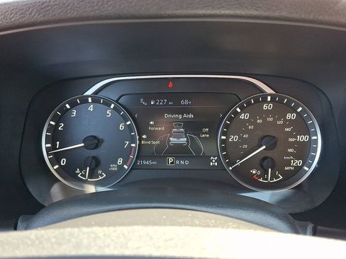 Used 2023 Nissan Frontier SV w/ Technology Package AWD/4WD image 26