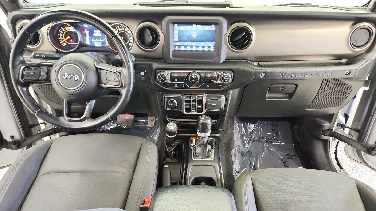 Used 2021 Jeep Wrangler Unlimited Sport AWD/4WD image 26