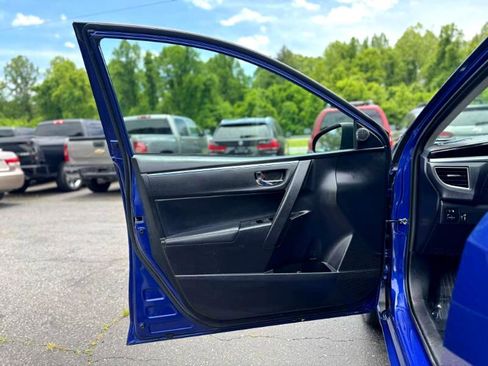 Used 2016 Toyota Corolla S Premium image 9