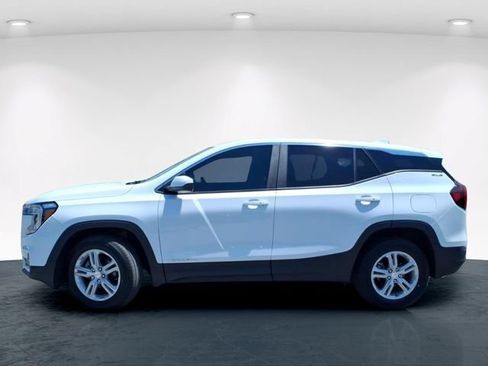 Used 2023 GMC Terrain SLE AWD/4WD image 16