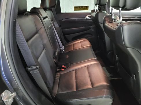 Used 2019 Jeep Grand Cherokee Limited image 53