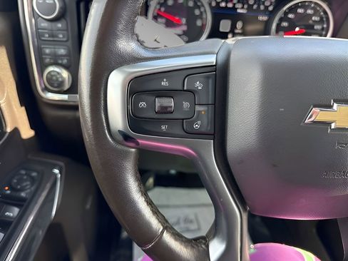 Used 2021 Chevrolet Silverado 1500 LTZ w/ LTZ Premium Package image 30