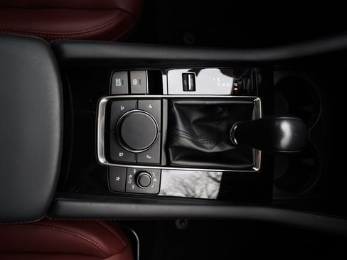 Used 2023 MAZDA MAZDA3 s image 21