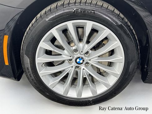 Used 2023 BMW 530i xDrive w/ Convenience Package AWD/4WD image 32