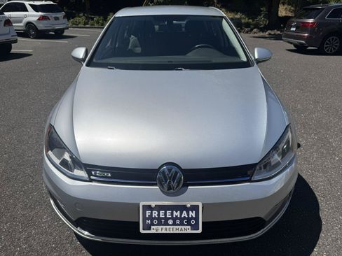 Used 2016 Volkswagen e-Golf SE FWD image 8