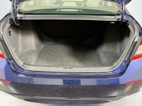 Used 2018 Honda Accord LX image 10