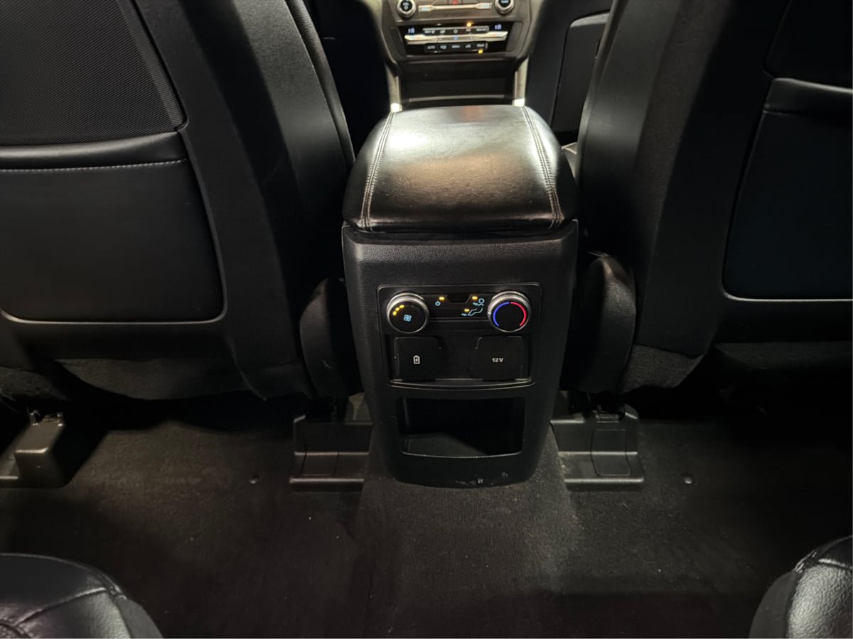 Used 2020 Ford Explorer XLT w/ Equipment Group 202A RWD image 23