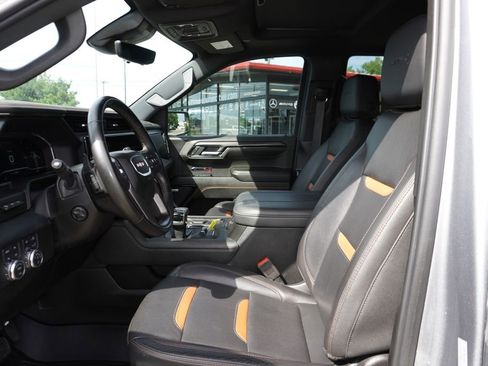 Used 2024 GMC Sierra 1500 AT4 w/ Technology Package AWD/4WD image 24