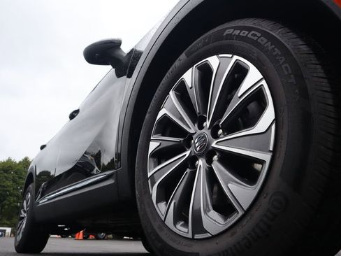 New 2025 Buick Envision Preferred image 9