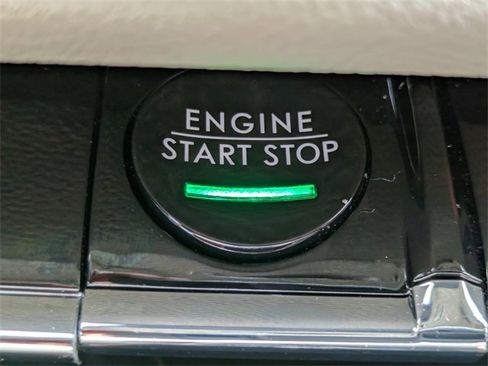 Used 2025 Lincoln Corsair Premiere image 26