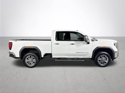 Used 2024 GMC Sierra 2500 SLE w/ SLE Value Package; AWD/4WD image 5