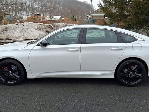 Used 2022 Honda Accord Sport image 5