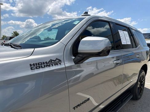 Used 2024 Chevrolet Tahoe High Country AWD/4WD image 10