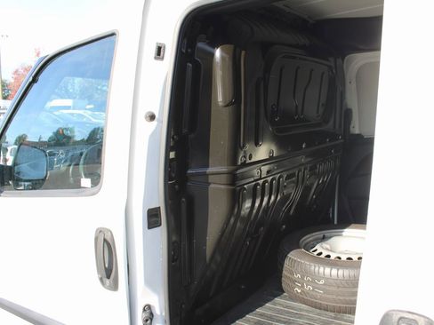 Used 2017 RAM ProMaster City Tradesman w/ Rear Back-up Camera Group image 37