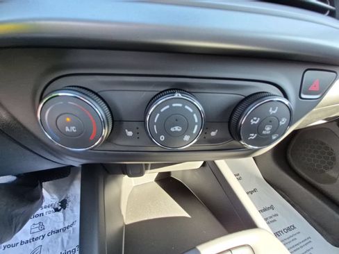 New 2026 Chevrolet Trax LS w/ LS Convenience Package FWD image 21