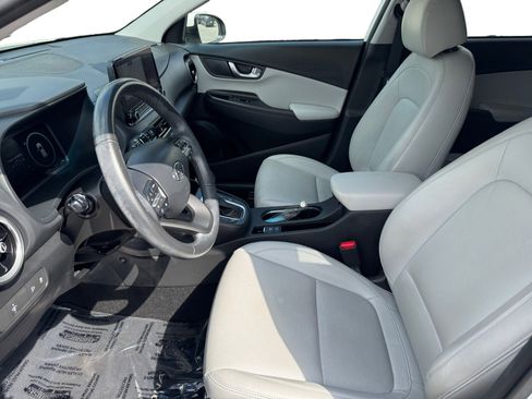 Used 2022 Hyundai Kona Limited w/ Cargo Package image 9