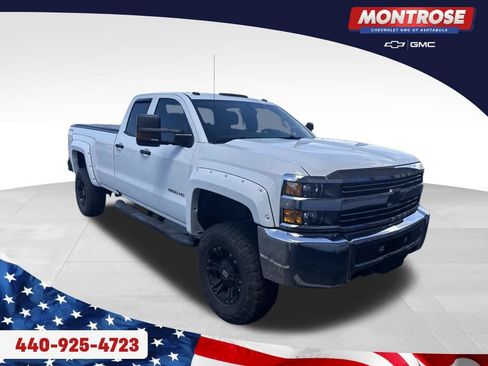 Used 2018 Chevrolet Silverado 3500 W/T w/ WT Convenience Package AWD/4WD image 4
