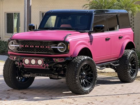 Used 2025 Ford Bronco Outer Banks AWD/4WD image 10