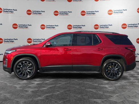 Used 2024 Chevrolet Traverse RS AWD/4WD image 4