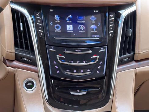 Certified 2016 Cadillac Escalade Platinum AWD/4WD image 13