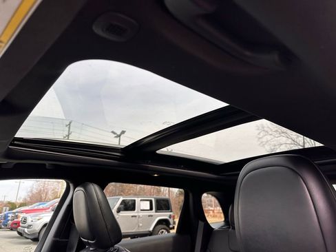 Used 2021 Jeep Cherokee Latitude Lux 80th Anniv w/ Quick Order Package 26U 80TH image 7