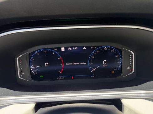 New 2026 Volkswagen Taos SEL AWD/4WD image 11