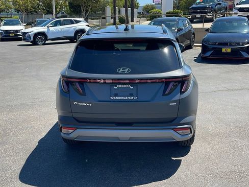 New 2025 Hyundai Tucson Limited image 7