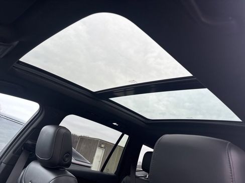 Used 2021 Cadillac XT6 Premium Luxury image 5