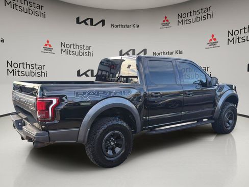 Used 2018 Ford F150 Raptor w/ Equipment Group 802A Luxury AWD/4WD image 4