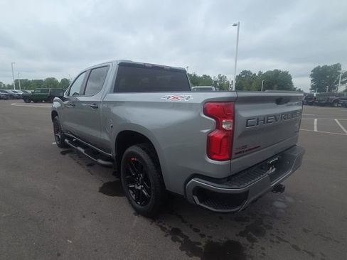 Used 2023 Chevrolet Silverado 1500 RST w/ Redline Edition AWD/4WD image 11