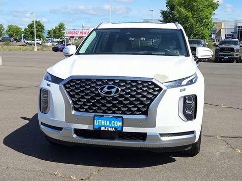 Used 2022 Hyundai Palisade Calligraphy w/ Cargo Package FWD image 3