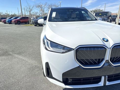 Used 2025 BMW X3 xDrive30i w/ M Sport Package image 9