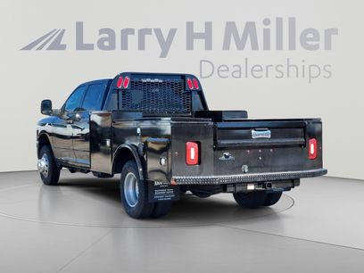 New 2025 RAM 3500 Tradesman w/ Chrome Appearance Group