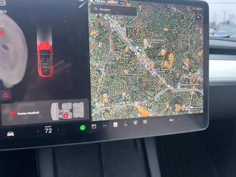 Used 2023 Tesla Model Y Long Range image 29