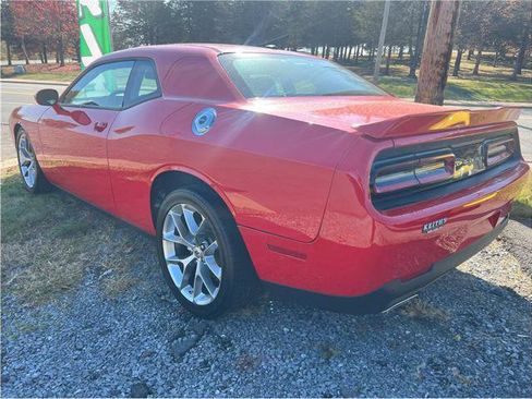 Used 2022 Dodge Challenger GT RWD image 12