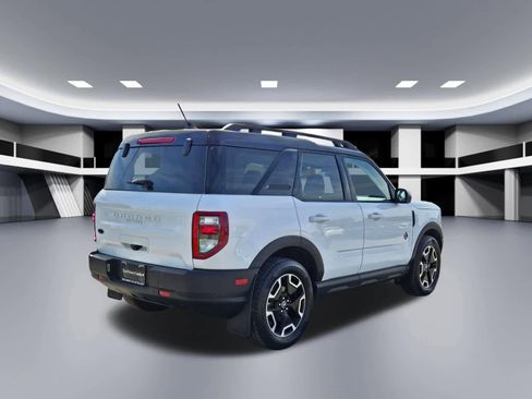 Used 2022 Ford Bronco Sport Outer Banks w/ Tech Package image 6