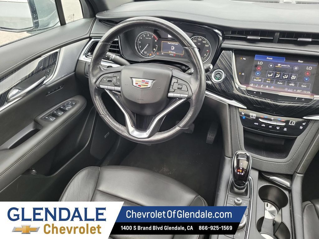 Used 2024 Cadillac XT6 Premium Luxury FWD image 23