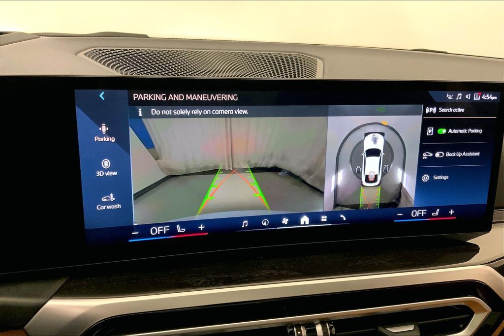 Used 2024 BMW i4 xDrive40i w/ Premium Package AWD/4WD image 16